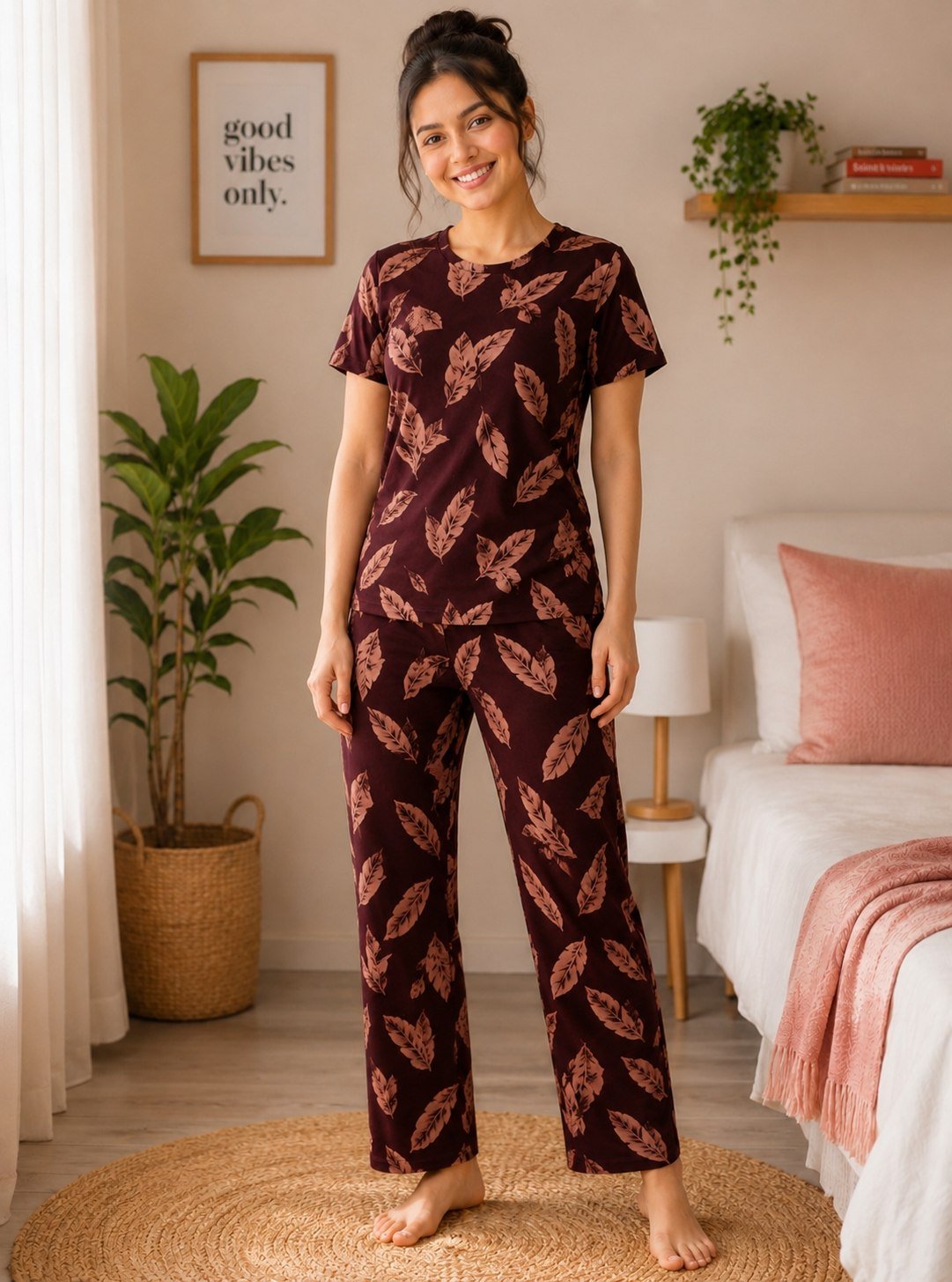 T-Shirt & Pant - Brown